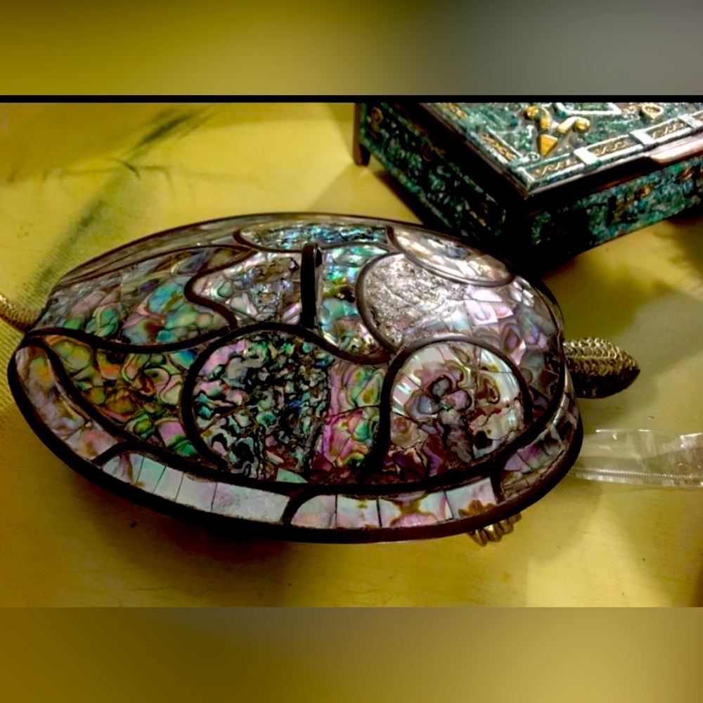1960 abalone / brass turtle